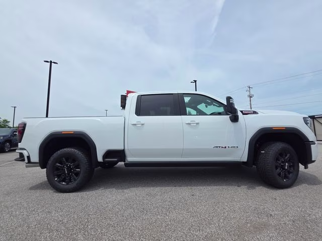 2026 Summit White GMC Sierra 2500HD AT4 4X4 Truck