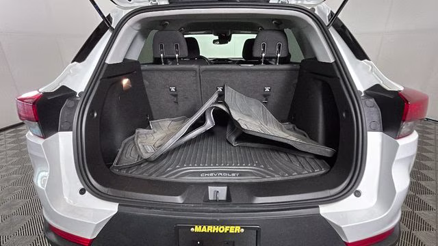 2023 Summit White Chevrolet Trailblazer LT AWD SUV