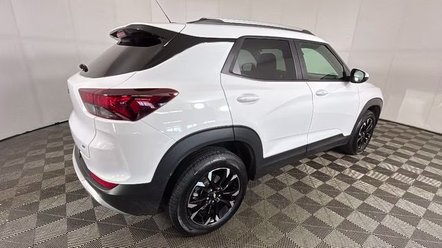 2023 Summit White Chevrolet Trailblazer LT AWD SUV