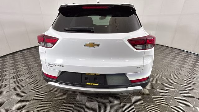 2023 Summit White Chevrolet Trailblazer LT AWD SUV