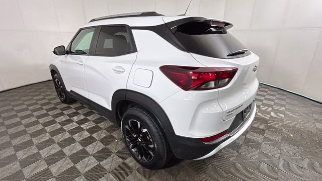 2023 Summit White Chevrolet Trailblazer LT AWD SUV