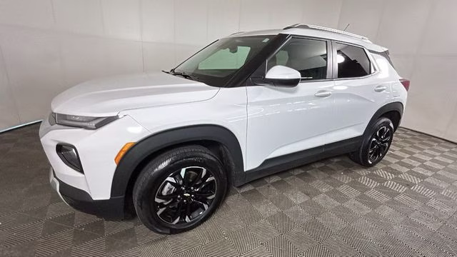 2023 Summit White Chevrolet Trailblazer LT AWD SUV