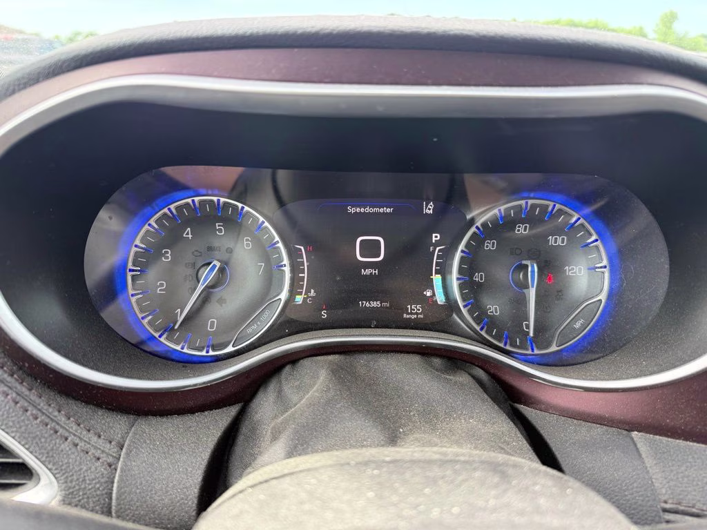 2017 Velvet Red Pearlcoat Chrysler Pacifica Limited FWD Van