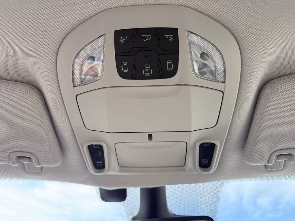 2017 Velvet Red Pearlcoat Chrysler Pacifica Limited FWD Van