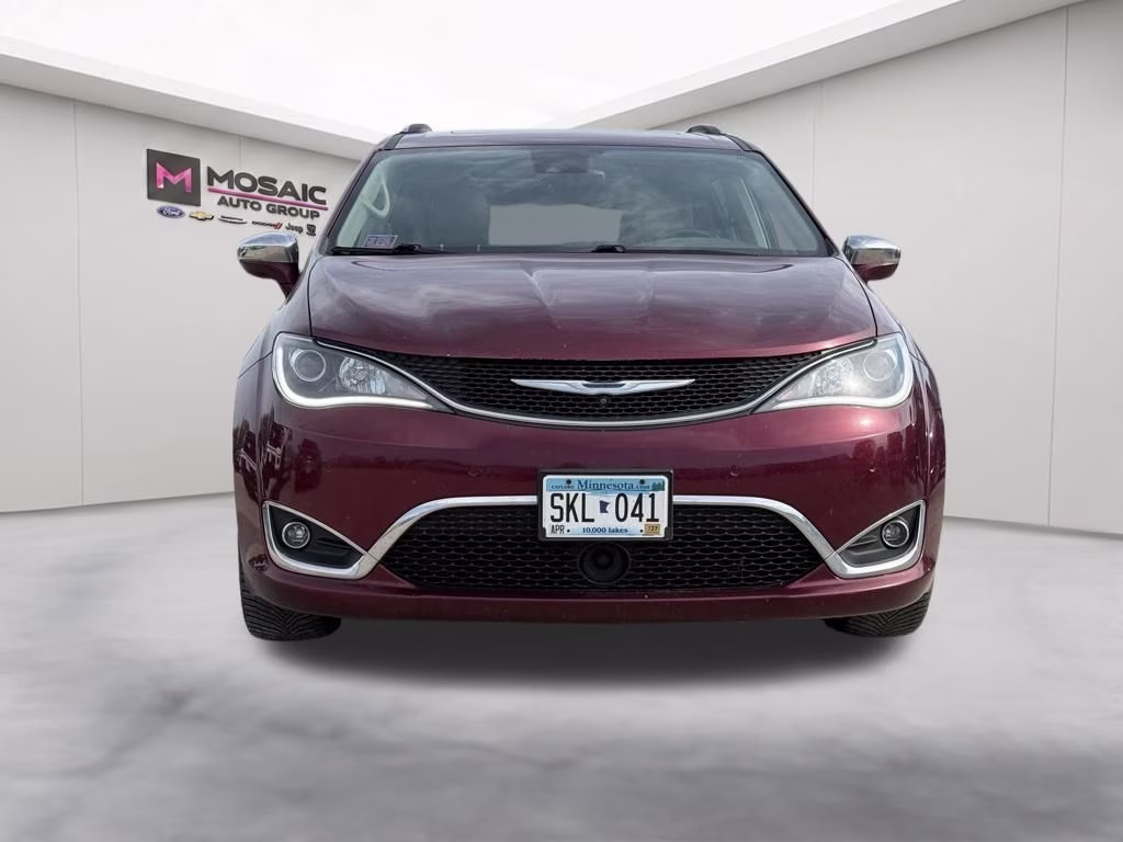 2017 Velvet Red Pearlcoat Chrysler Pacifica Limited FWD Van