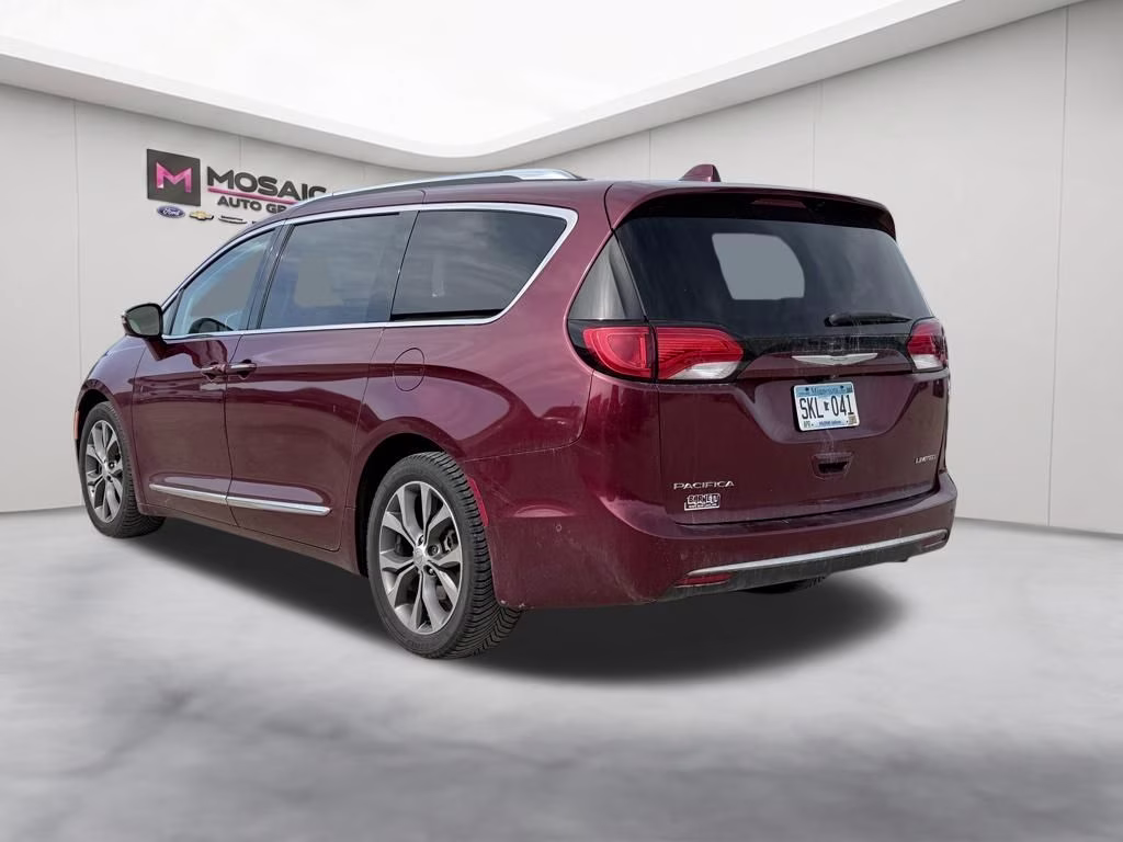 2017 Velvet Red Pearlcoat Chrysler Pacifica Limited FWD Van