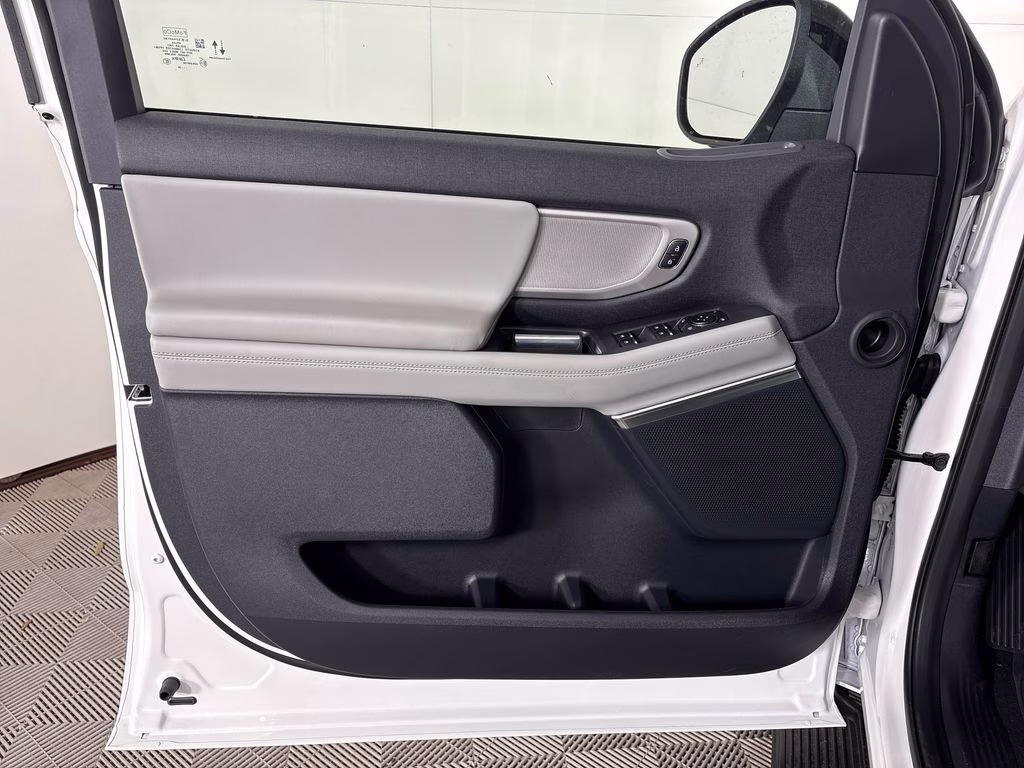 2026 Star White Metallic Tri-Coat Ford Expedition Max Active RWD SUV