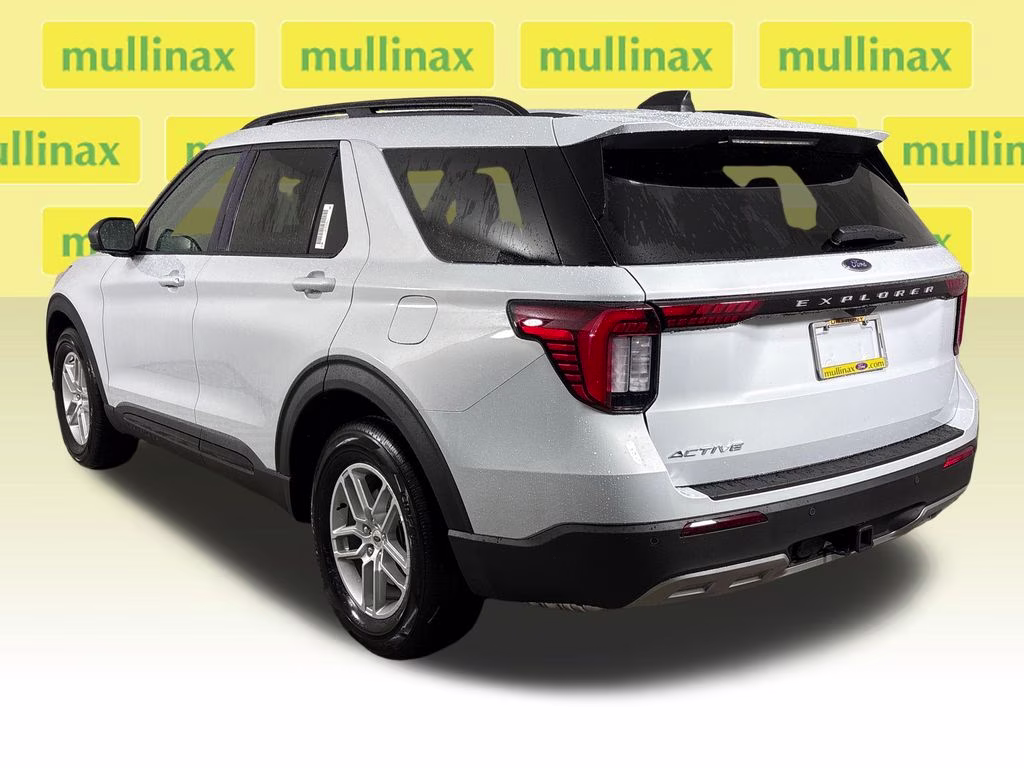 2026 Space White Metallic Ford Explorer Active RWD SUV