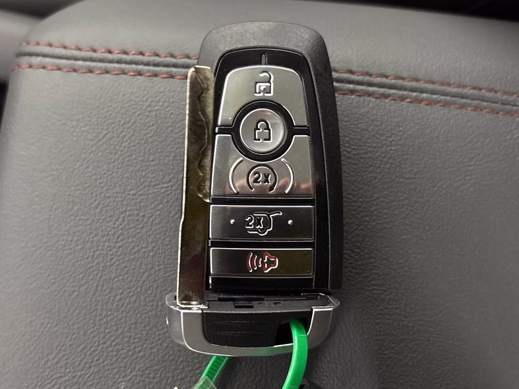 2026 Star White Metallic Tri-Coat Ford Explorer Active RWD SUV