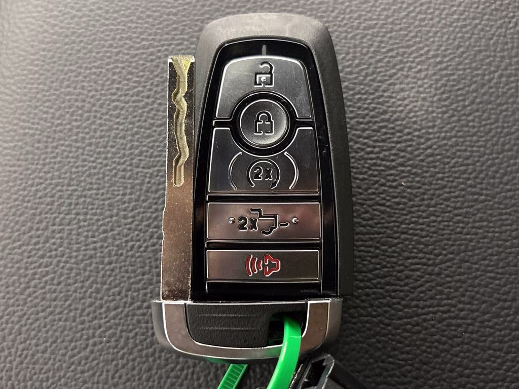 2026 Avalanche Ford F-150 Lariat RWD Truck