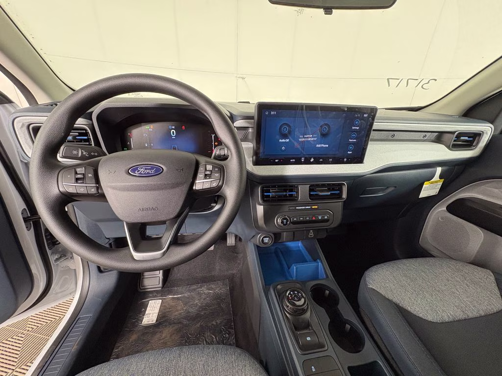 2026 Oxford White Ford Maverick XLT FWD Truck