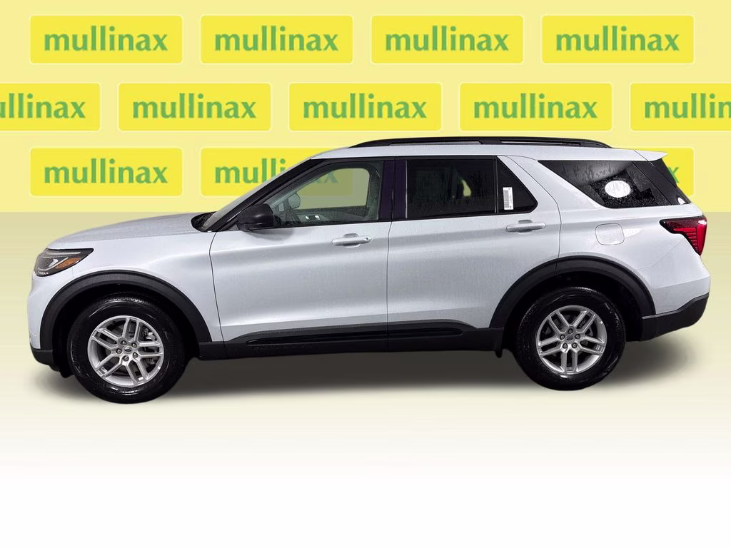 2026 Space White Metallic Ford Explorer Active RWD SUV