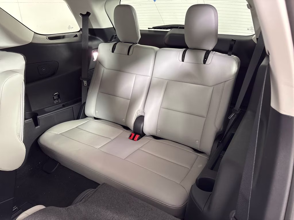 2026 Space White Metallic Ford Explorer Active RWD SUV
