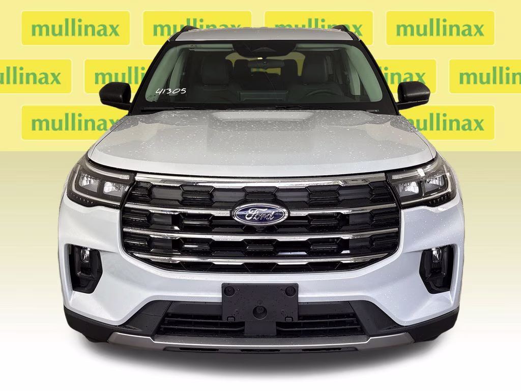 2026 Space White Metallic Ford Explorer Active RWD SUV
