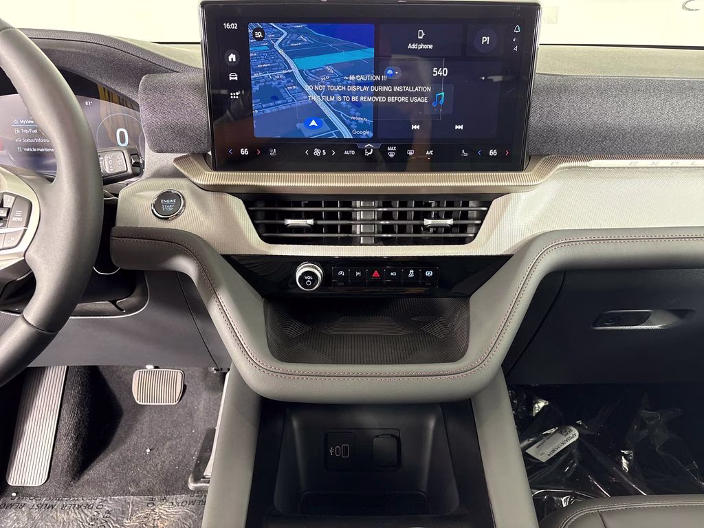 2026 Space White Metallic Ford Explorer Active RWD SUV