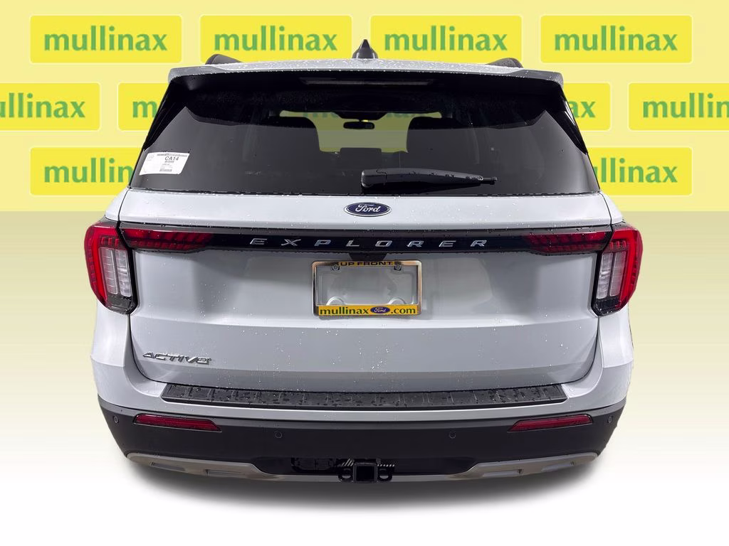 2026 Space White Metallic Ford Explorer Active RWD SUV