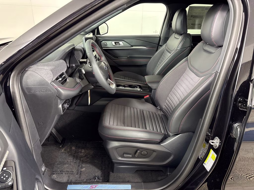 2026 Agate Black Metallic Ford Explorer ST-Line RWD SUV