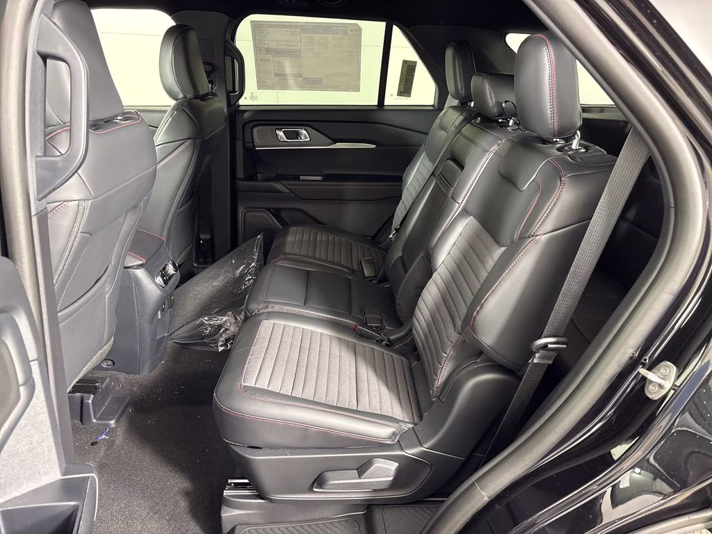 2026 Agate Black Metallic Ford Explorer ST-Line RWD SUV