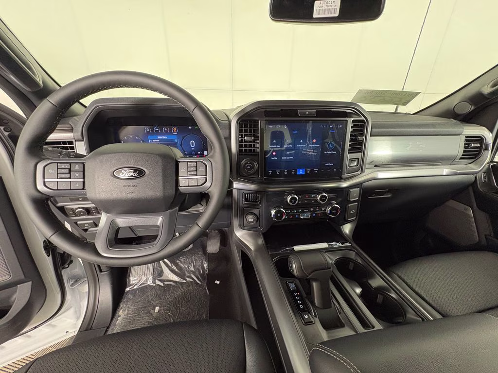 2026 Oxford White Ford F-150 Lariat RWD Truck