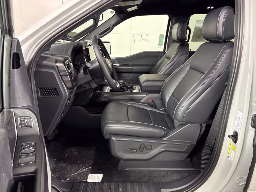 2026 Avalanche Ford F-150 Lariat RWD Truck