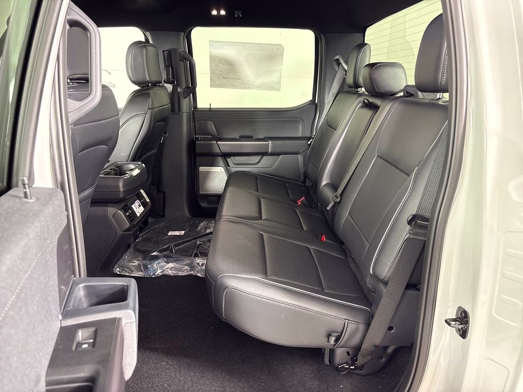 2026 Avalanche Ford F-150 Lariat RWD Truck