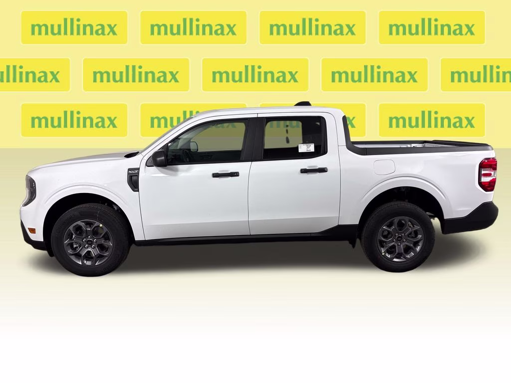 2026 Oxford White Ford Maverick XLT FWD Truck
