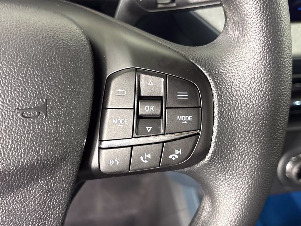 2026 Oxford White Ford Maverick XLT FWD Truck