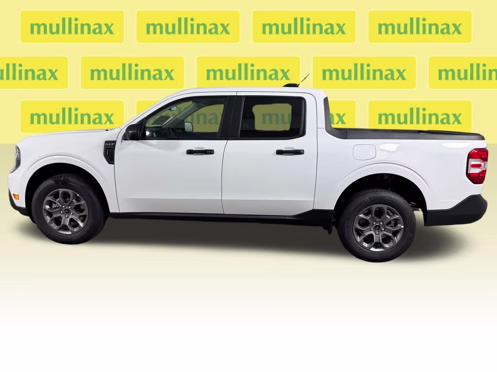 2026 Oxford White Ford Maverick XLT FWD Truck