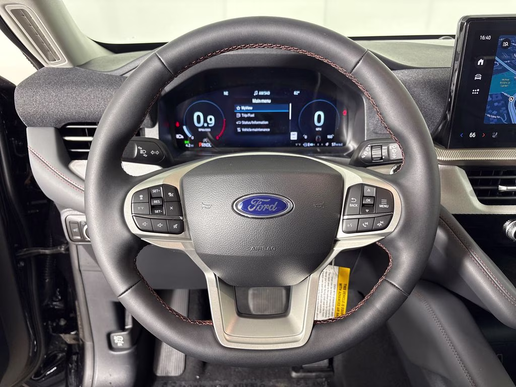 2026 Agate Black Metallic Ford Explorer Active RWD SUV