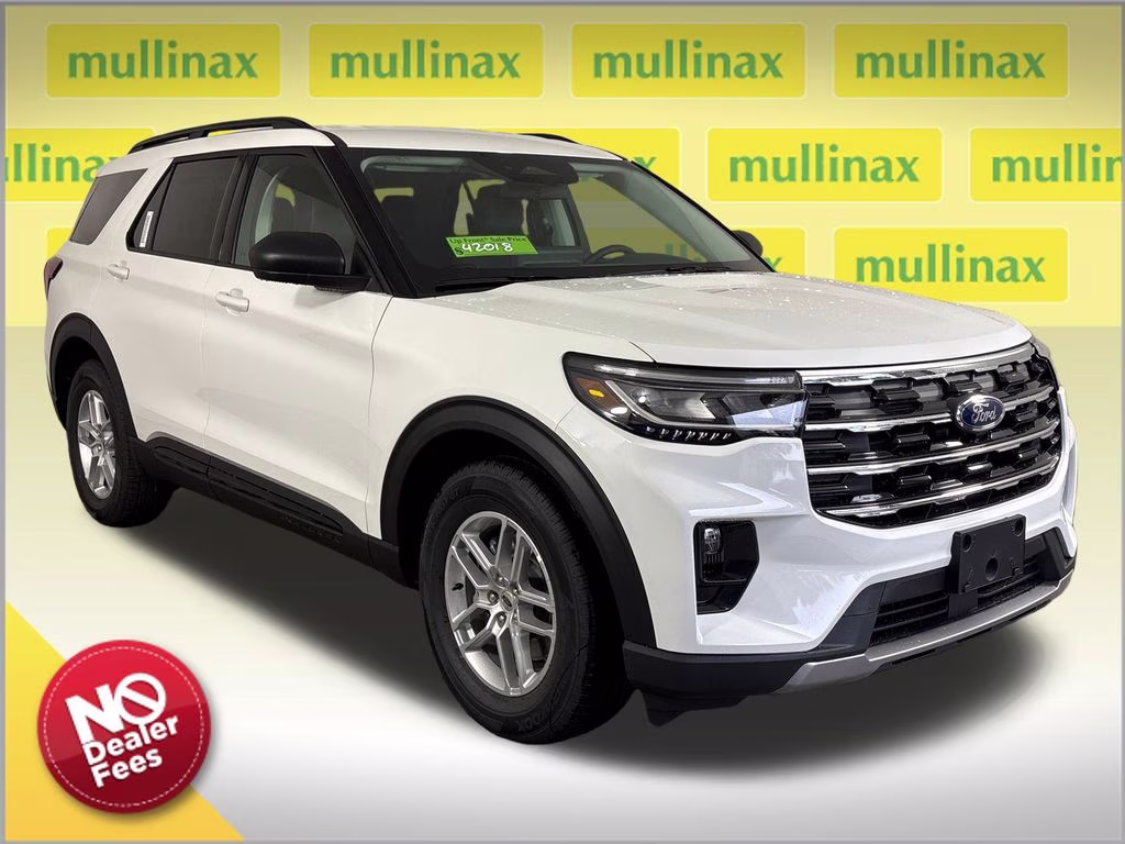 2026 Star White Metallic Tri-Coat Ford Explorer Active RWD SUV