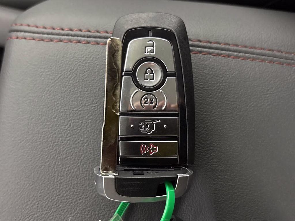 2026 Star White Metallic Tri-Coat Ford Explorer Active RWD SUV