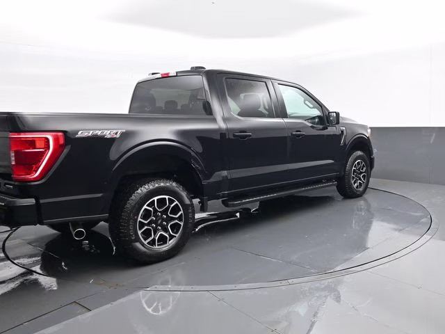 2022 Black Ford F-150 XLT 4X4 Truck