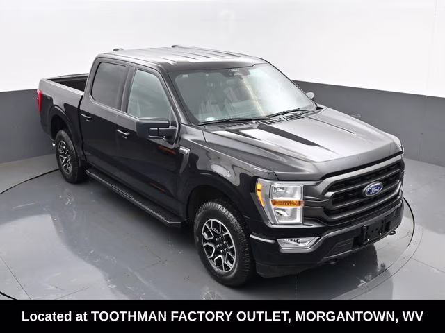 2022 Black Ford F-150 XLT 4X4 Truck