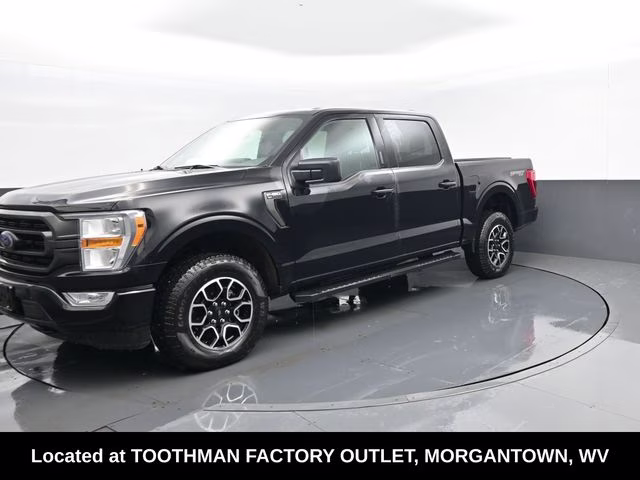 2022 Black Ford F-150 XLT 4X4 Truck