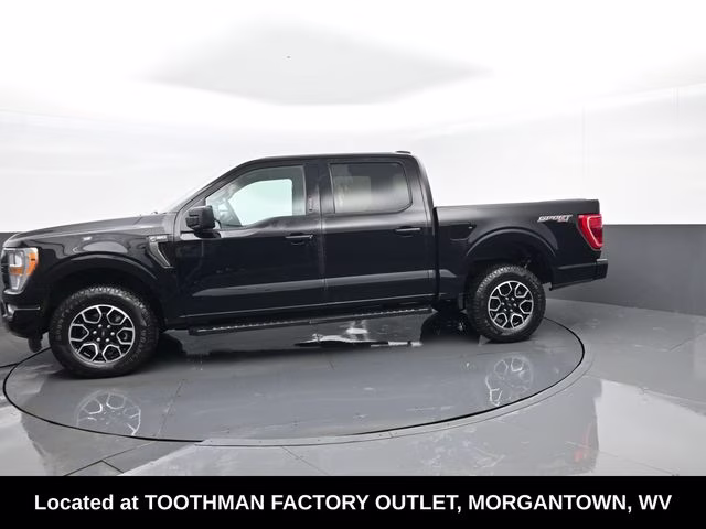 2022 Black Ford F-150 XLT 4X4 Truck