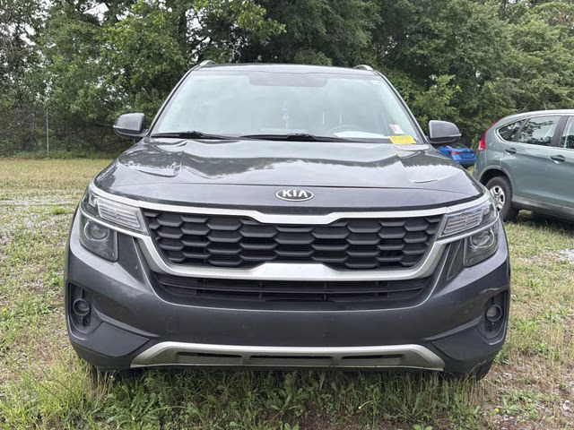 2021 Gravity Gray Kia Seltos LX AWD SUV