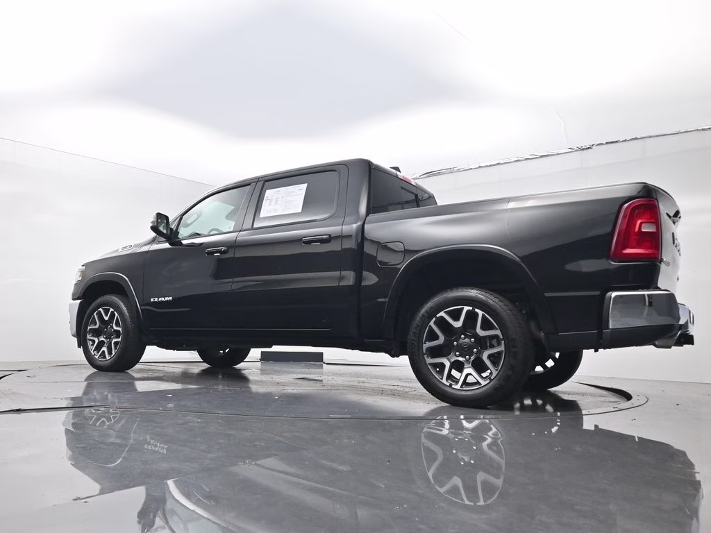 2026 Diamond Black Crystal Pearlcoat Ram 1500 Laramie 4X4 Truck