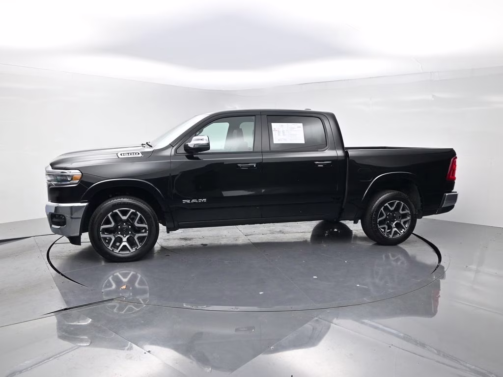2026 Diamond Black Crystal Pearlcoat Ram 1500 Laramie 4X4 Truck