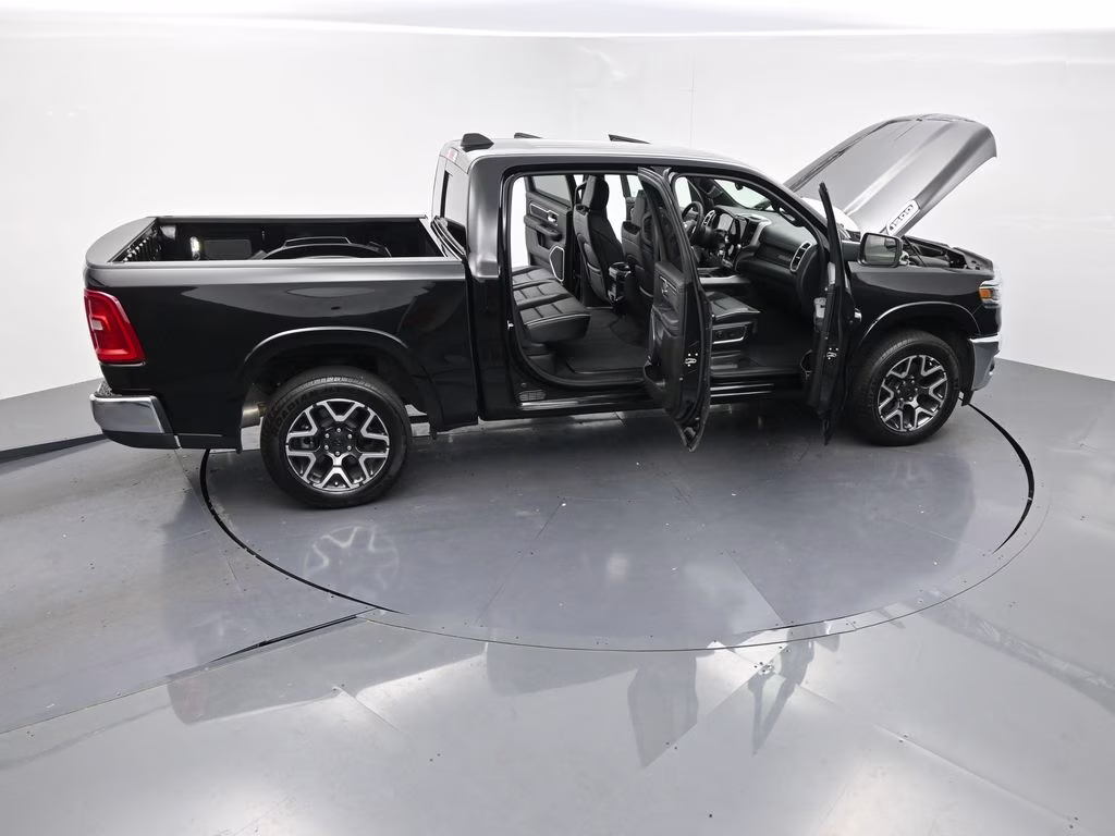 2026 Diamond Black Crystal Pearlcoat Ram 1500 Laramie 4X4 Truck