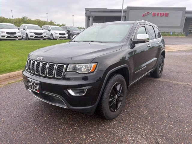 2018 Diamond Black Crystal Pearlcoat Jeep Grand Cherokee Limited 4X4 SUV