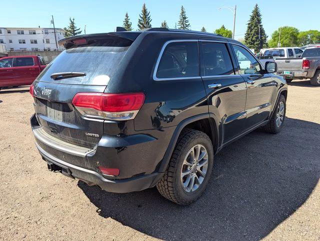2015 Black Forest Green Pearlcoat Jeep Grand Cherokee Limited 4X4 SUV