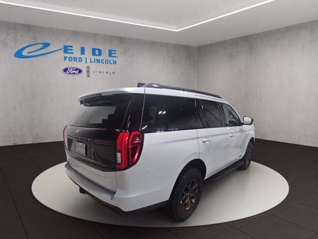2026 Space Silver Metallic Ford Expedition Tremor 4X4 SUV