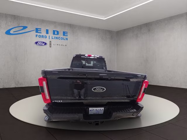 2026 Agate Black Metallic Ford Super Duty F-250 SRW Lariat Black Appearance 4X4 Truck