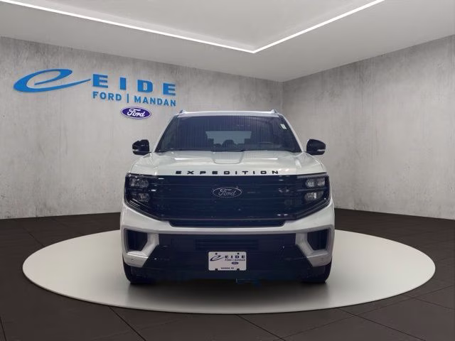 2026 Space Silver Metallic Ford Expedition Max Platinum 4X4 SUV