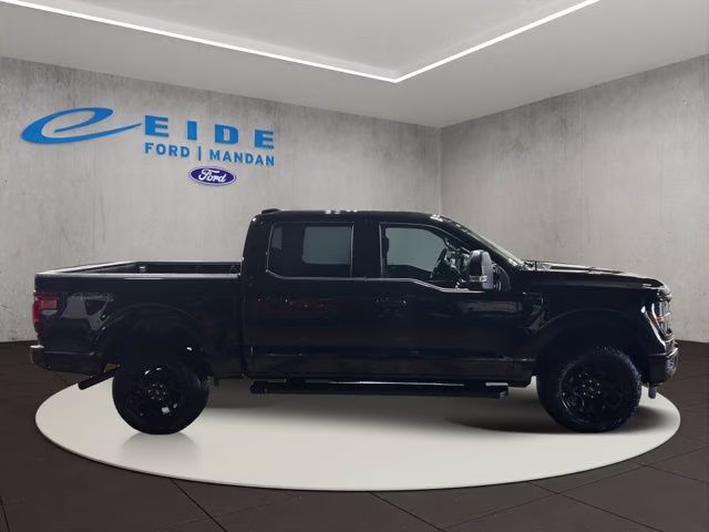2026 Agate Black Metallic Ford F-150 XLT Black Appearance 4X4 Truck