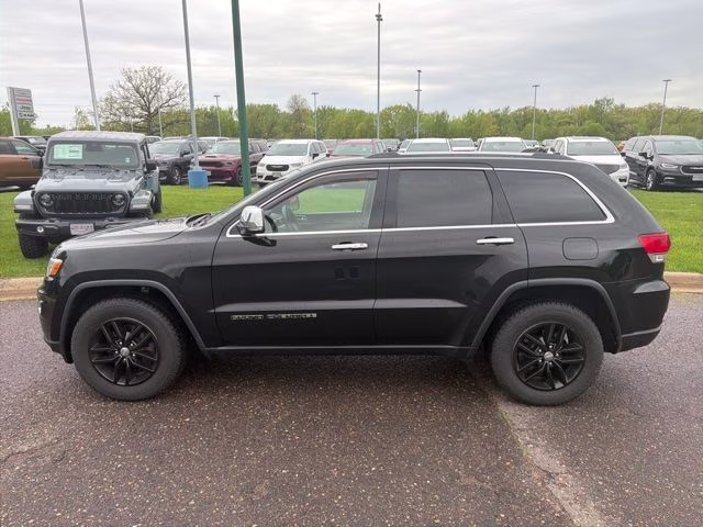2018 Diamond Black Crystal Pearlcoat Jeep Grand Cherokee Limited 4X4 SUV