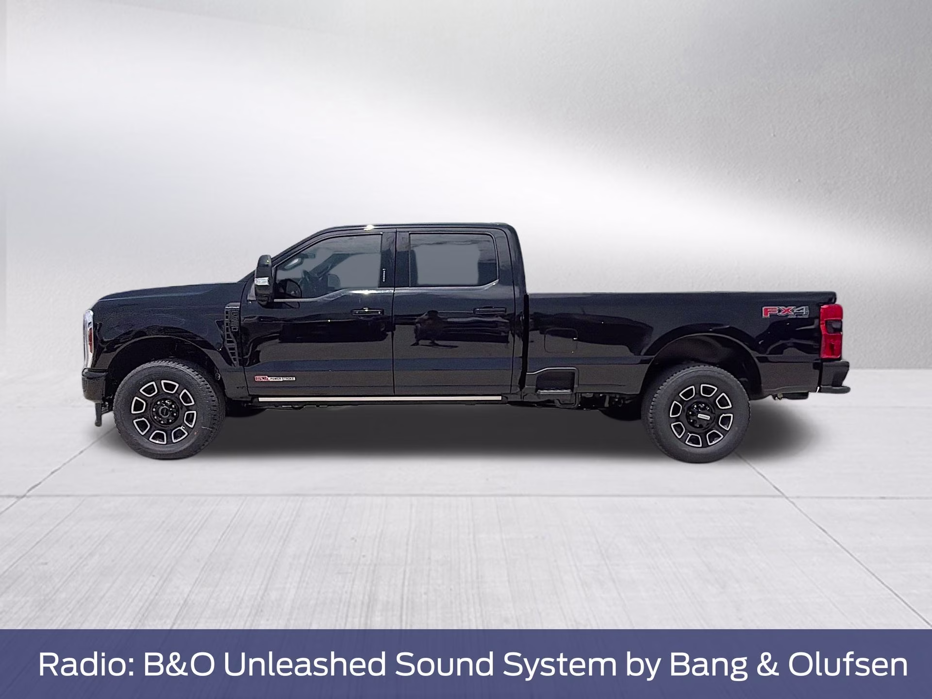 2026 Agate Black Metallic Ford Super Duty F-350 SRW Platinum 4X4 Truck