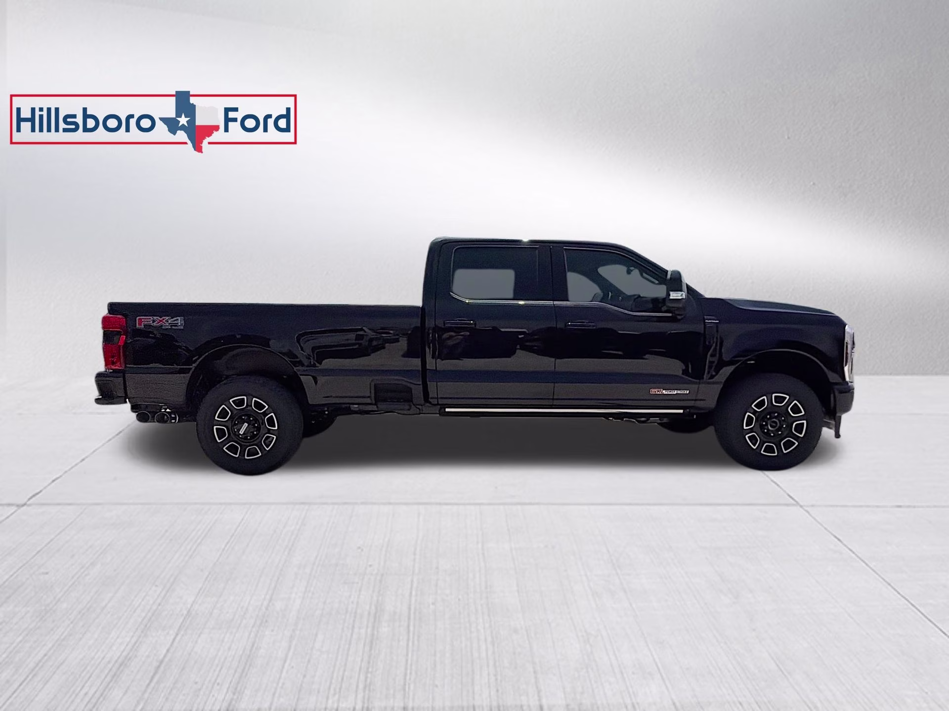 2026 Agate Black Metallic Ford Super Duty F-350 SRW Platinum 4X4 Truck