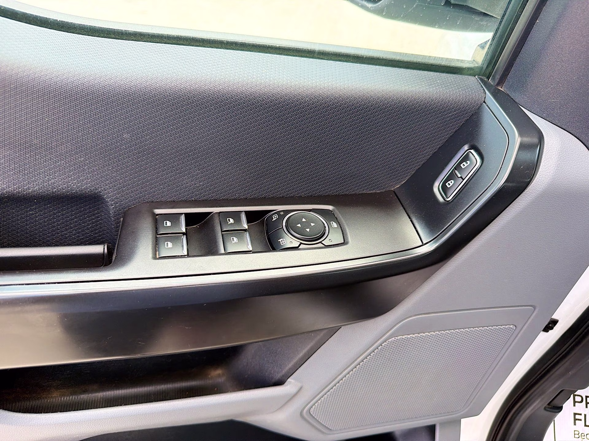 2023 Oxford White Ford F-150 XL 4X4 Truck