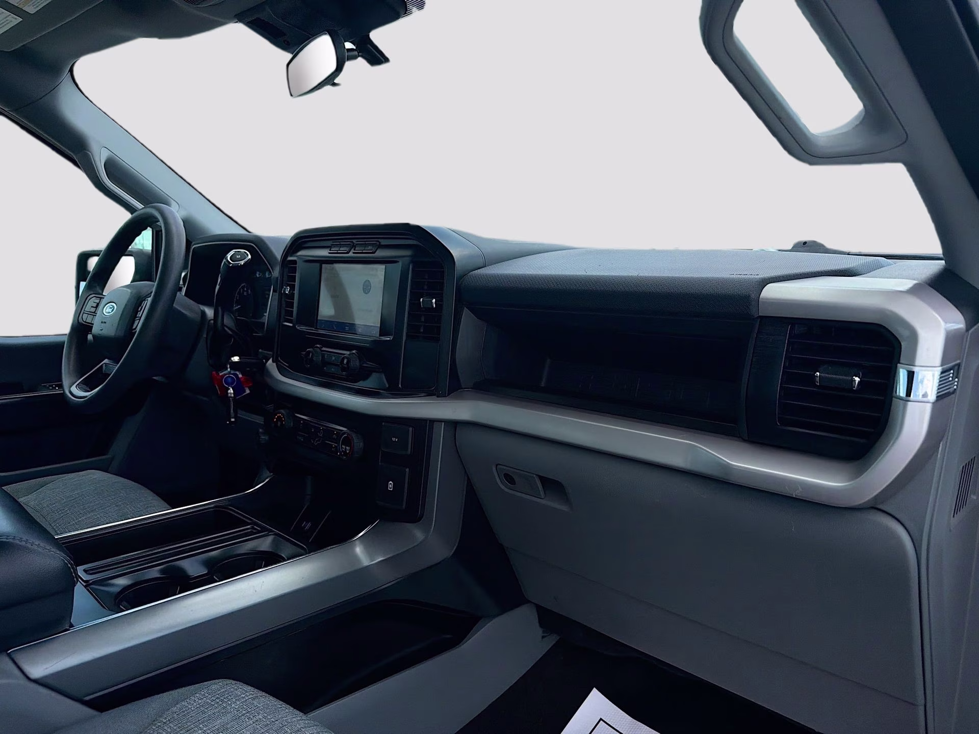 2023 Oxford White Ford F-150 XL 4X4 Truck